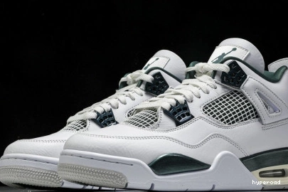 Hyperoad “Oxidized Air Green” Jordan 4 0813